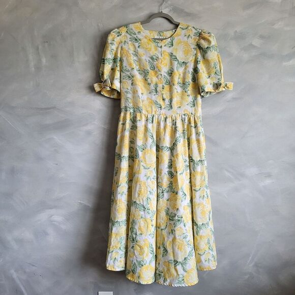 Dresses & Skirts - Vintage Country Romance Yellow Floral Polyester Blend Midi Dress Size 14